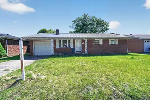 1752 Waldo Dr, Ironton, OH 45638 - Photo 1