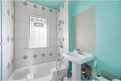 7534 Blue Ash Road, Cincinnati, OH 45236 - Photo 21