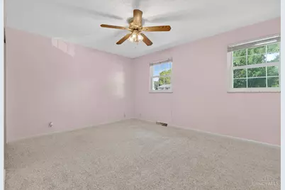 3999 Philnoll Drive, Cincinnati, OH 45247 - Photo 23