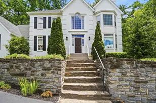 9218 Terwilligers Wood Ct, Symmes Township, OH 45249 - Photo 5