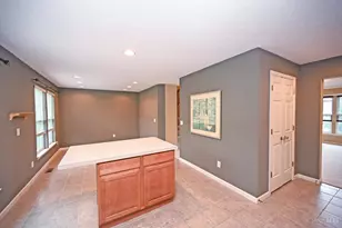 7207 Ivy Way, Newtown, OH 45244 - Photo 13