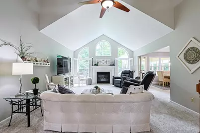 673 McCormick Lane, Union Township, OH 45245 - Photo 9