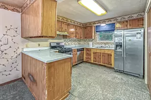 250 Sunnybrook Trail, Enon, OH 45323 - Photo 9