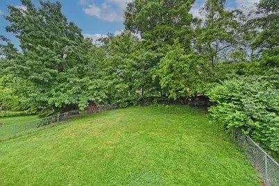 1047 Beacon Street, Cincinnati, OH 45230 - Photo 23