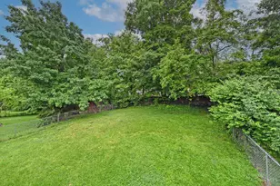 1047 Beacon St, Cincinnati, OH 45230 - Photo 23