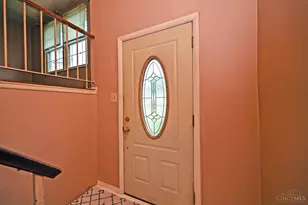 1047 Beacon St, Cincinnati, OH 45230 - Photo 3