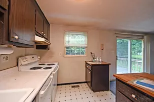 1047 Beacon St, Cincinnati, OH 45230 - Photo 11