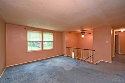 1047 Beacon Street, Cincinnati, OH 45230 - Photo 5