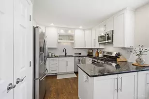 3016 Crestmoor Ln, Green Township, OH 45238 - Photo 9
