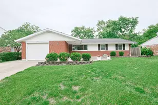 11916 Algiers Dr, Cincinnati, OH 45246 - Photo 3