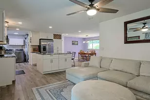 11916 Algiers Dr, Cincinnati, OH 45246 - Photo 7