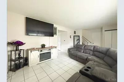 1811 Theresa Court, Middletown, OH 45044 - Photo 5
