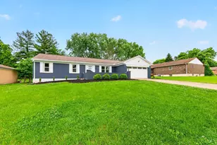 1751 Millspring Ct, Springfield Township, OH 45231 - Photo 3