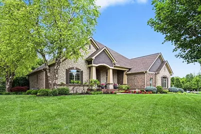 9356 Ridings Boulevard, Washington Twp, OH 45458 - Photo 3