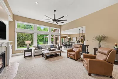 9356 Ridings Boulevard, Washington Twp, OH 45458 - Photo 7
