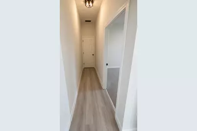 518 Forest Avenue, Cincinnati, OH 45229 - Photo 9