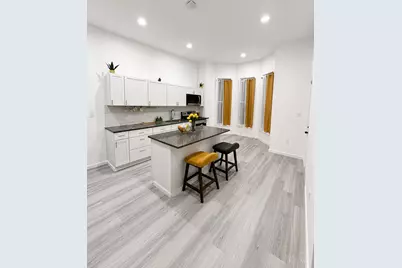 518 Forest Avenue, Cincinnati, OH 45229 - Photo 3