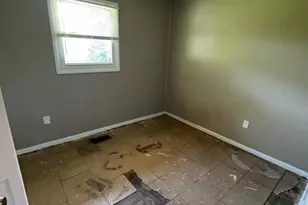 2655 Niagara St, Colerain Township, OH 45231 - Photo 7