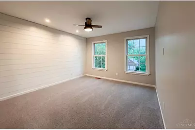 12173 Village Woods Drive, Sharonville, OH 45241 - Photo 17