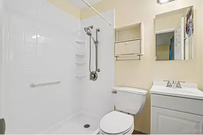 661 Heavenly Lane, Delhi Township, OH 45238 - Photo 15