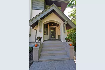 241 Senator Place, Cincinnati, OH 45220 - Photo 3
