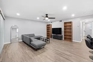 3069 Alpine Terrace, Cincinnati, OH 45208 - Photo 9