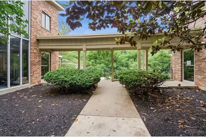 3069 Alpine Terrace #11B, Cincinnati, OH 45208 - Photo 5
