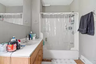 219 Atkinson St, Cincinnati, OH 45219 - Photo 27