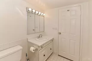 2444 Madison Rd, Cincinnati, OH 45208 - Photo 29