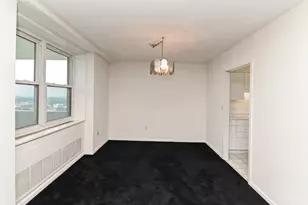 2444 Madison Rd, Cincinnati, OH 45208 - Photo 15