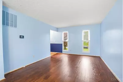 7979 Fawncreek Drive, Cincinnati, OH 45249 - Photo 7