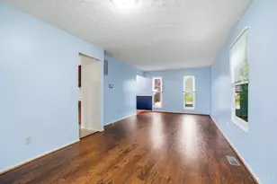 7979 Fawncreek Dr, Cincinnati, OH 45249 - Photo 11