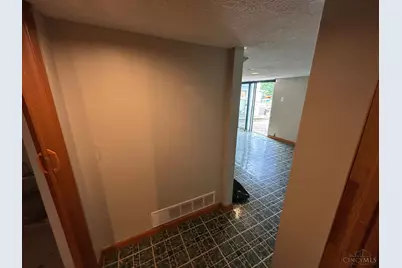 7260 Osceola Drive, Cincinnati, OH 45243 - Photo 33