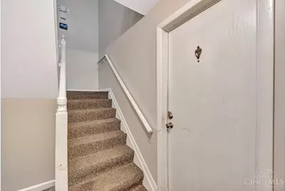 1937 Chaucer Drive #B, Sycamore Township, OH 45237 - Photo 3