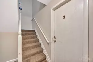 1937 Chaucer Dr, Sycamore Township, OH 45237 - Photo 3