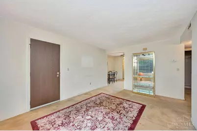 1937 Chaucer Drive #B, Sycamore Township, OH 45237 - Photo 5