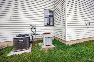 1937 Chaucer Dr, Sycamore Township, OH 45237 - Photo 19