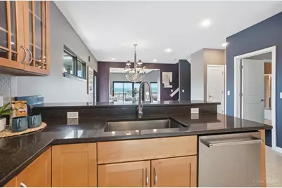 1825 Walker Street, Cincinnati, OH 45202 - Photo 27