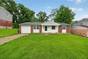 1315 Meredith Dr, Springfield Township, OH 45231 - Photo 5
