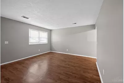 1315 Meredith Drive, Springfield Township, OH 45231 - Photo 13