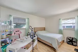 1965 Sylved Ln, Cincinnati, OH 45238 - Photo 19