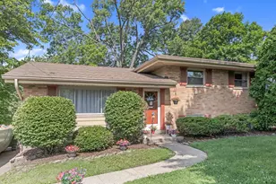 1965 Sylved Ln, Cincinnati, OH 45238 - Photo 3