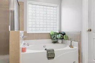 190 Keeneland Ct, Monroe, OH 45050 - Photo 33