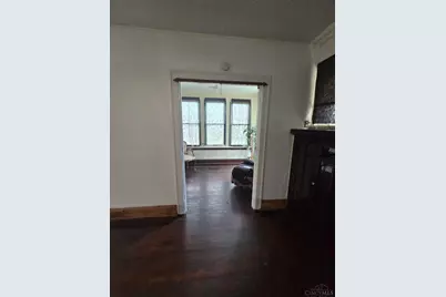 549 Prospect Place, Cincinnati, OH 45229 - Photo 3