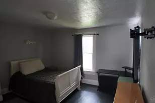 704 Prytania Ave, Hamilton, OH 45013 - Photo 3