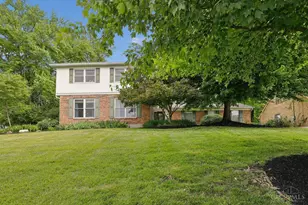 7116 Hamilton Hills Dr, Anderson Township, OH 45244 - Photo 1