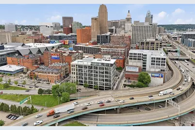 353 W Fourth Street #401, Cincinnati, OH 45202 - Photo 23