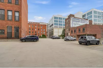 353 W 4th Street #401, Cincinnati, OH 45202 - Photo 27