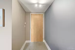 353 W 4th St, Cincinnati, OH 45202 - Photo 3