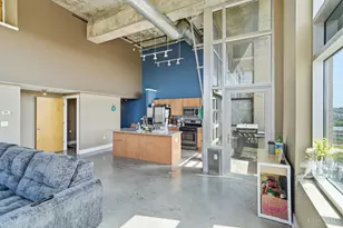 353 W 4th St, Cincinnati, OH 45202 - Photo 9